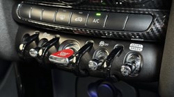 2021 (21) MINI HATCHBACK 2.0 Cooper S Sport 3dr 5263305