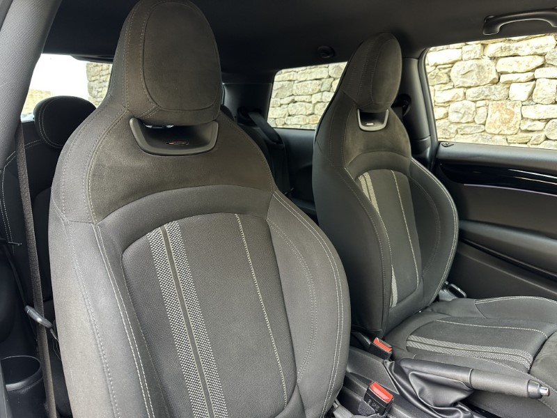 2021 (21) MINI HATCHBACK 2.0 Cooper S Sport 3dr 5263292