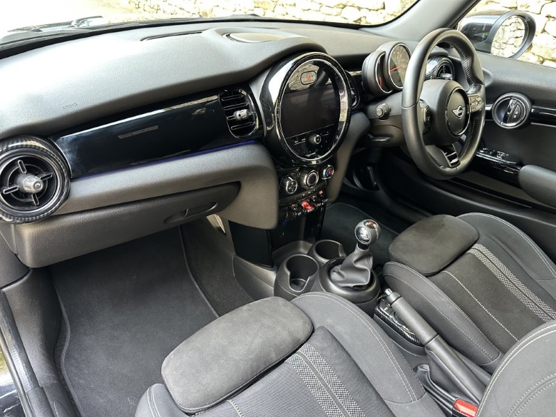 2021 (21) MINI HATCHBACK 2.0 Cooper S Sport 3dr 5263313