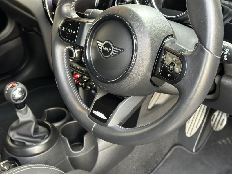 2021 (21) MINI HATCHBACK 2.0 Cooper S Sport 3dr 5263290