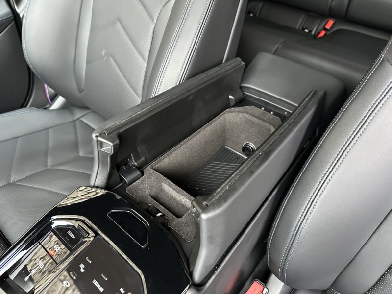 2025 (75) BMW 5 SERIES 520i M Sport Pro Saloon  5195599