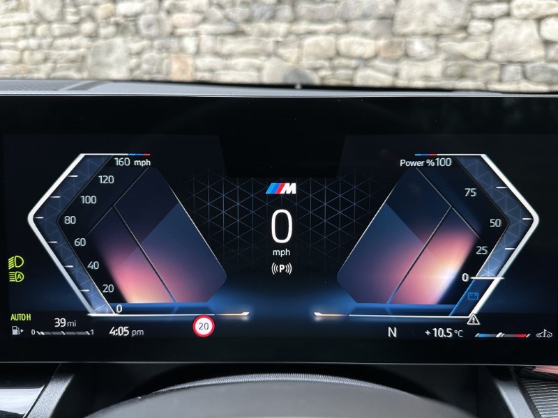 2025 (75) BMW 5 SERIES 520i M Sport Pro Saloon  5195631