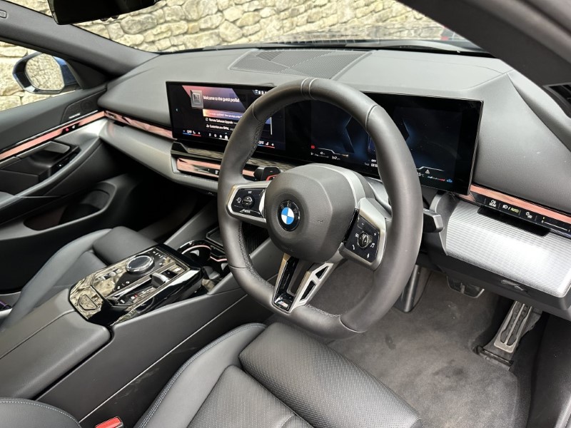 2025 (75) BMW 5 SERIES 520i M Sport Pro Saloon  5195570