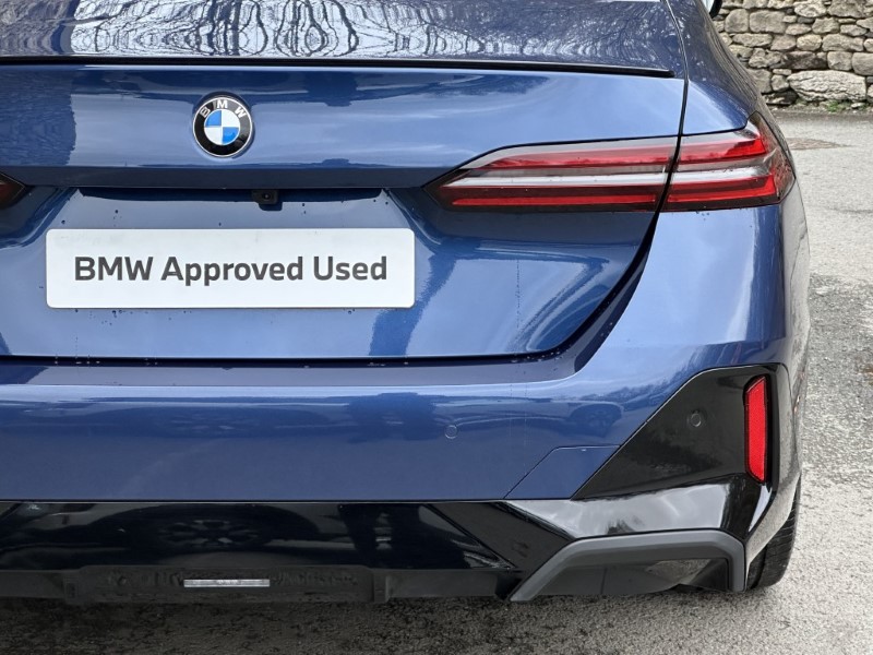 2025 (75) BMW 5 SERIES 520i M Sport Pro Saloon  5195567