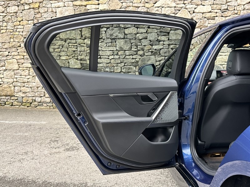 2025 (75) BMW 5 SERIES 520i M Sport Pro Saloon  5195605