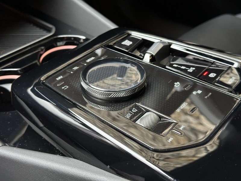 2025 (75) BMW 5 SERIES 520i M Sport Pro Saloon  5195601