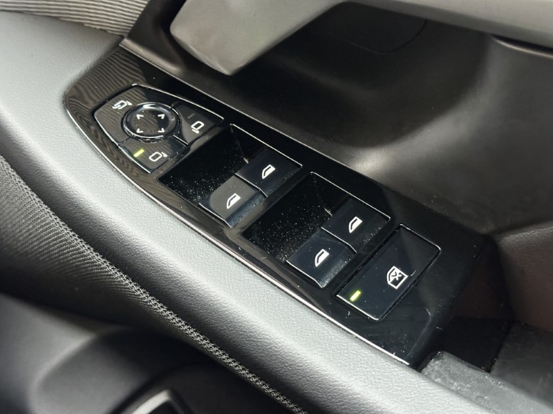 2025 (75) BMW 5 SERIES 520i M Sport Pro Saloon  5195584