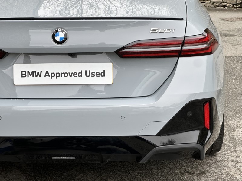 2025 (75) BMW 5 SERIES 520i M Sport Pro 4dr Auto 5198356