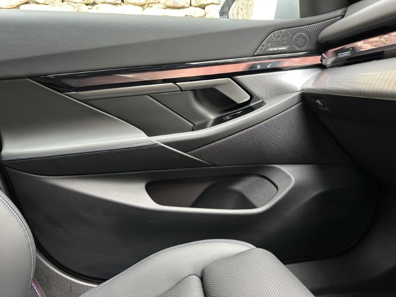 2025 (75) BMW 5 SERIES 520i M Sport Pro 4dr Auto 5198371