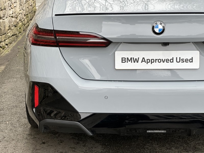2025 (75) BMW 5 SERIES 520i M Sport Pro 4dr Auto 5198355