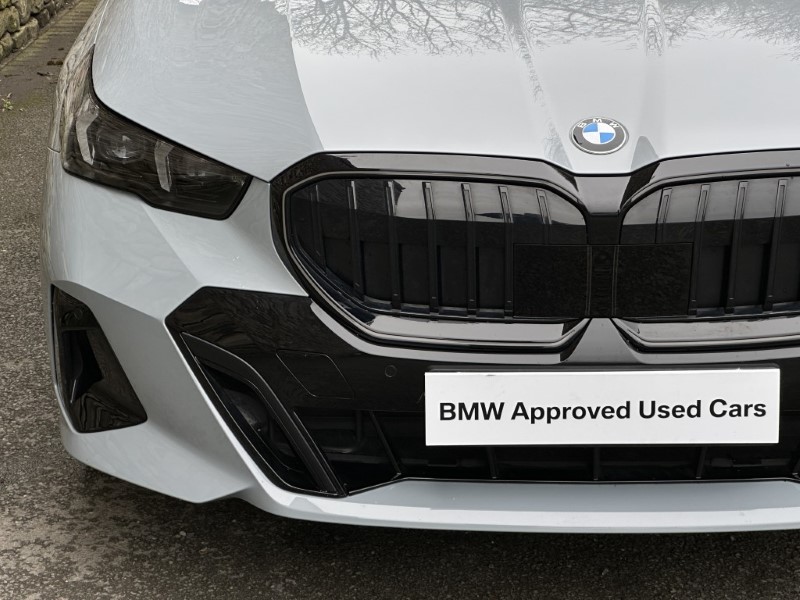 2025 (75) BMW 5 SERIES 520i M Sport Pro 4dr Auto 5198380