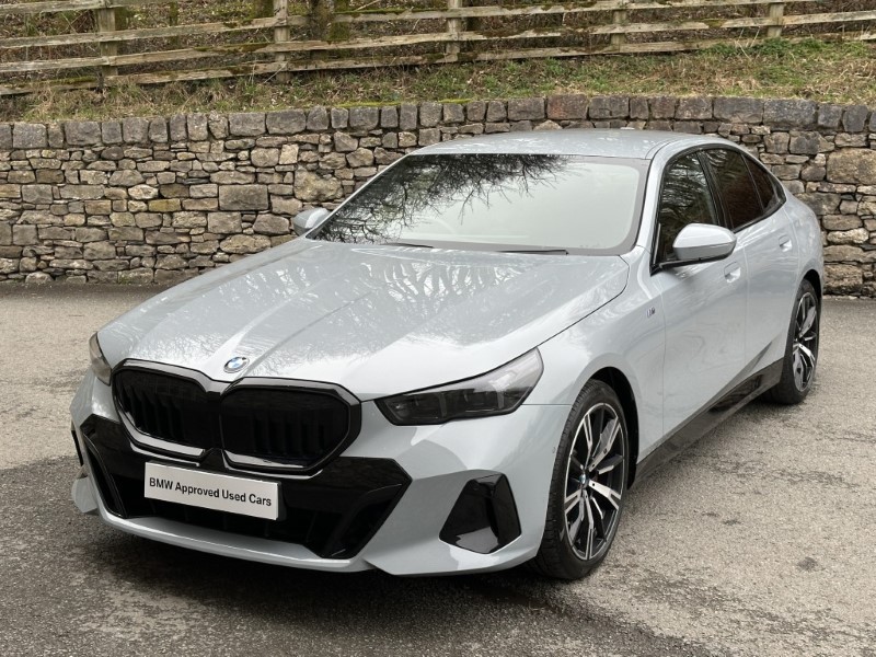 2025 (75) BMW 5 SERIES 520i M Sport Pro 4dr Auto 5198401