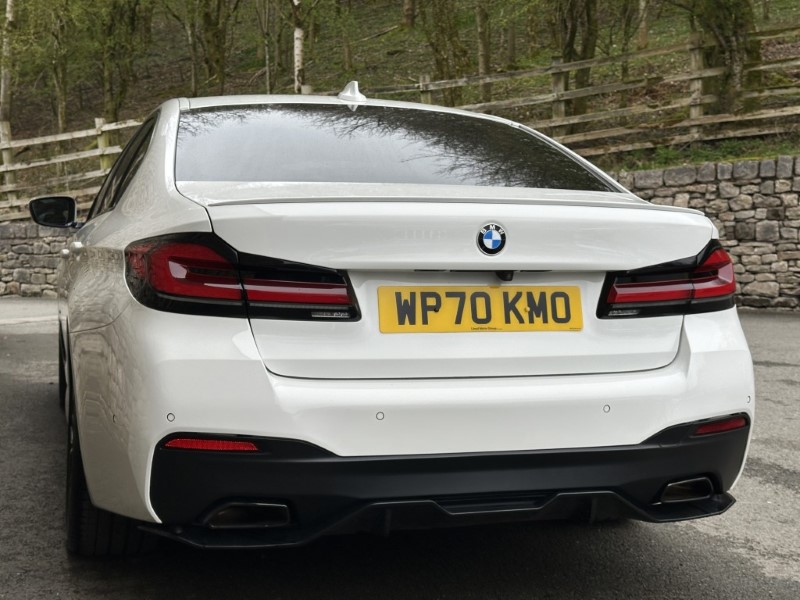 2020 (70) BMW 5 SERIES 520d MHT M Sport Saloon  5245079