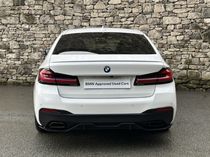 2020 (70) BMW 5 SERIES 520d MHT M Sport Saloon  5232298