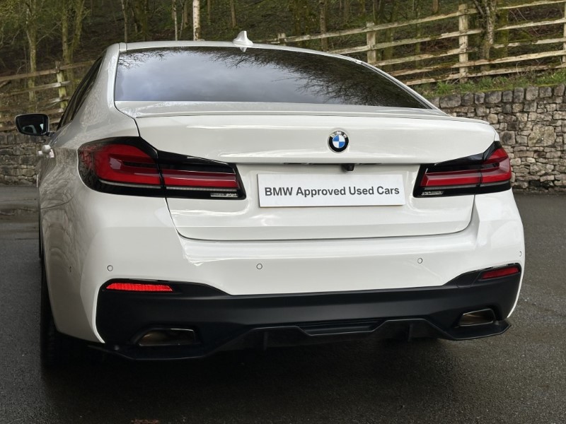 2020 (70) BMW 5 SERIES 520d MHT M Sport Saloon  5232258