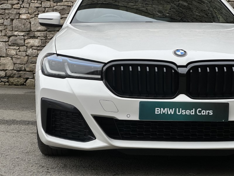 2020 (70) BMW 5 SERIES 520d MHT M Sport Saloon  5245092