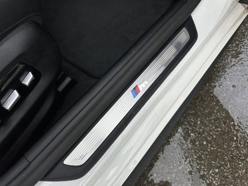 2020 (70) BMW 5 SERIES 520d MHT M Sport Saloon  5232266