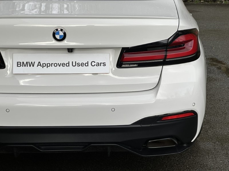 2020 (70) BMW 5 SERIES 520d MHT M Sport Saloon  5232260