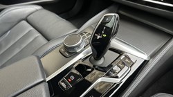 2020 (70) BMW 5 SERIES 520d MHT M Sport Saloon 5232275
