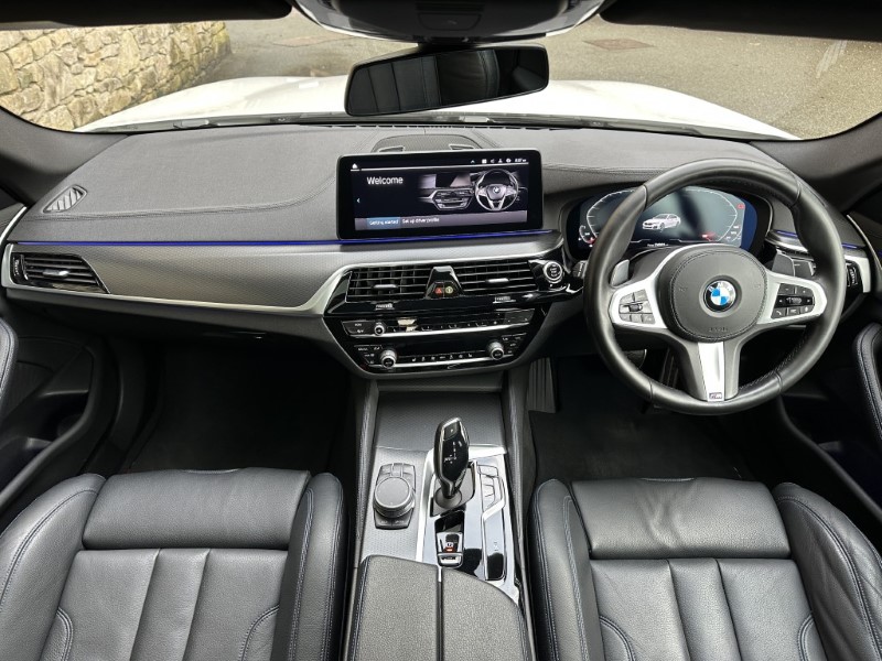 2020 (70) BMW 5 SERIES 520d MHT M Sport Saloon  5232270