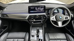 2020 (70) BMW 5 SERIES 520d MHT M Sport Saloon 5232270