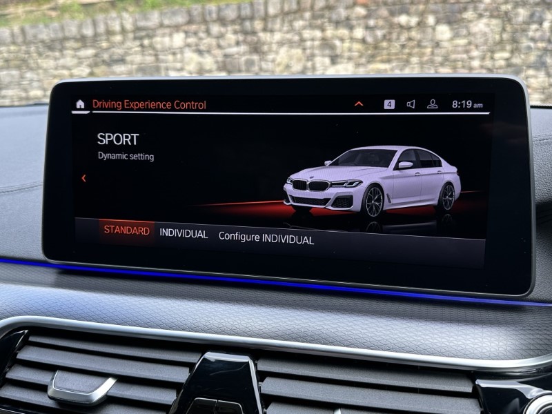 2020 (70) BMW 5 SERIES 520d MHT M Sport Saloon  5232312