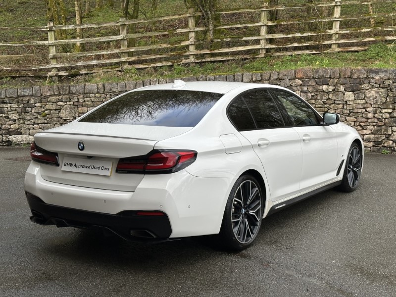 2020 (70) BMW 5 SERIES 520d MHT M Sport Saloon  5232324