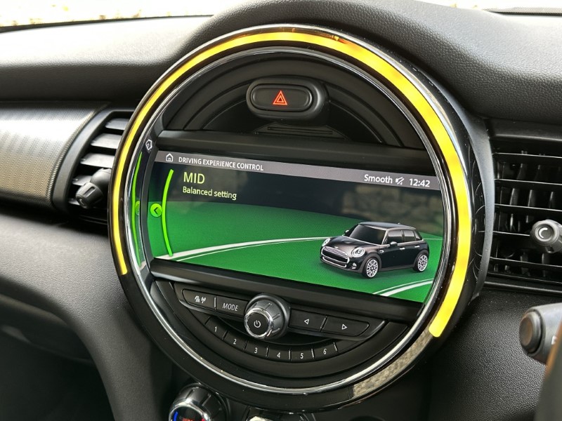 2019 (19) MINI HATCHBACK 1.5 Cooper Exclusive II 5dr 5228938