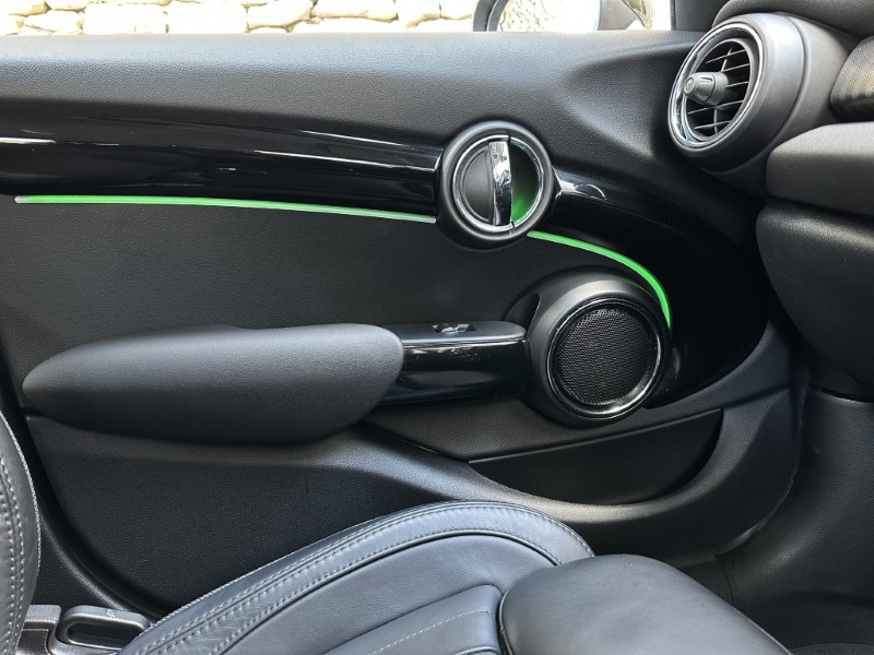 2019 (19) MINI HATCHBACK 1.5 Cooper Exclusive II 5dr 5229641