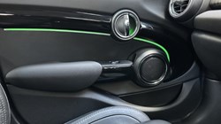 2019 (19) MINI HATCHBACK 1.5 Cooper Exclusive II 5dr 5229641