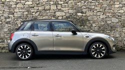 2019 (19) MINI HATCHBACK 1.5 Cooper Exclusive II 5dr 5228887