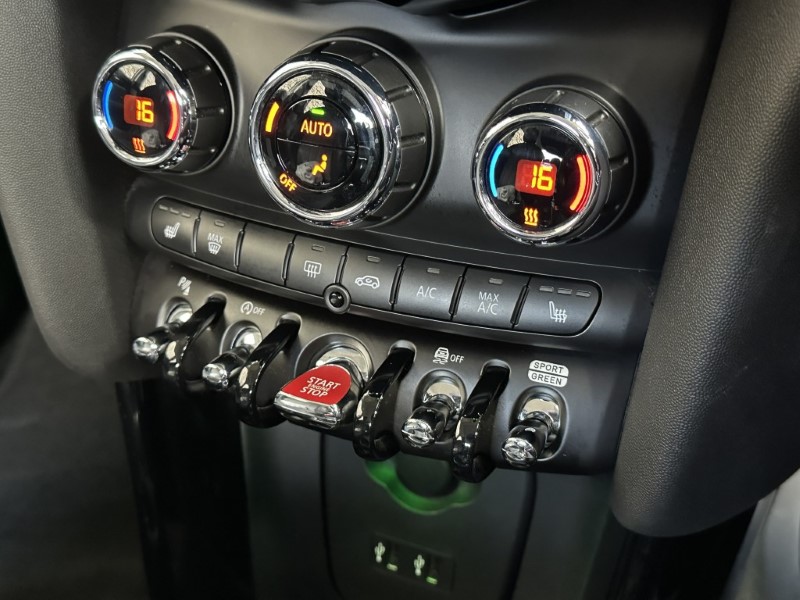 2019 (19) MINI HATCHBACK 1.5 Cooper Exclusive II 5dr 5229643