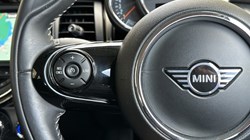 2019 (19) MINI HATCHBACK 1.5 Cooper Exclusive II 5dr 5228909