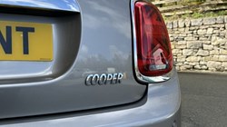 2019 (19) MINI HATCHBACK 1.5 Cooper Exclusive II 5dr 5228891