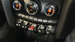 2019 (19) MINI HATCHBACK 1.5 Cooper Exclusive II 5dr 5228905