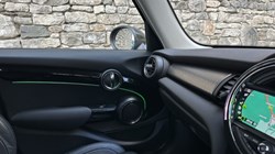 2019 (19) MINI HATCHBACK 1.5 Cooper Exclusive II 5dr 5229642