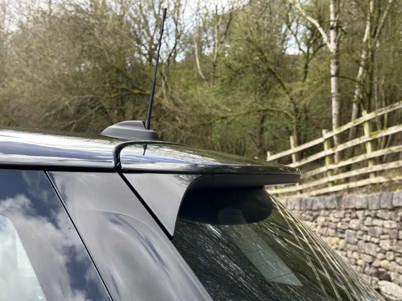 2019 (19) MINI HATCHBACK 1.5 Cooper Exclusive II 5dr 5228934