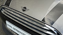 2019 (19) MINI HATCHBACK 1.5 Cooper Exclusive II 5dr 5228913