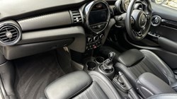 2019 (19) MINI HATCHBACK 1.5 Cooper Exclusive II 5dr 5228916