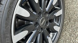 2019 (19) MINI HATCHBACK 1.5 Cooper Exclusive II 5dr 5228952