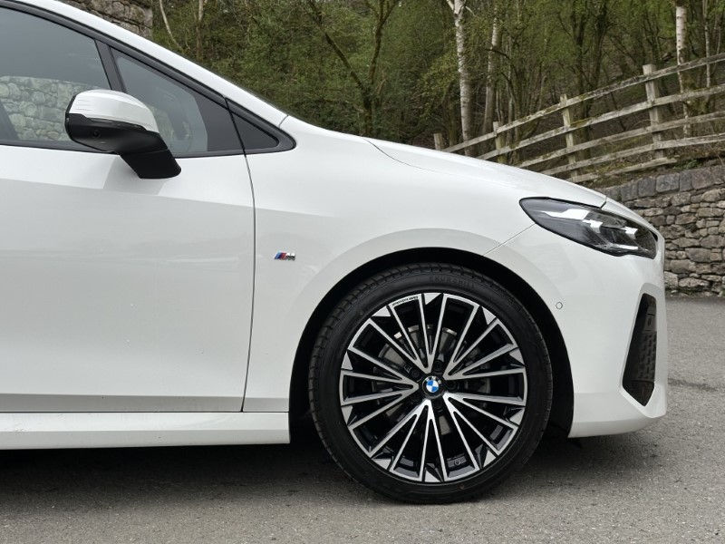 2022 (22) BMW 2 SERIES 220i MHT M Sport 5dr  5250170