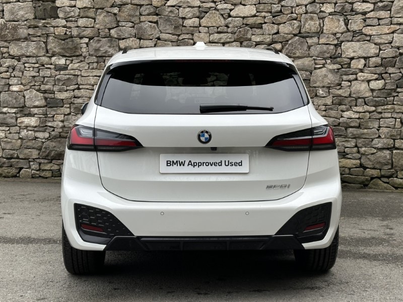 2022 (22) BMW 2 SERIES 220i MHT M Sport 5dr  5250144