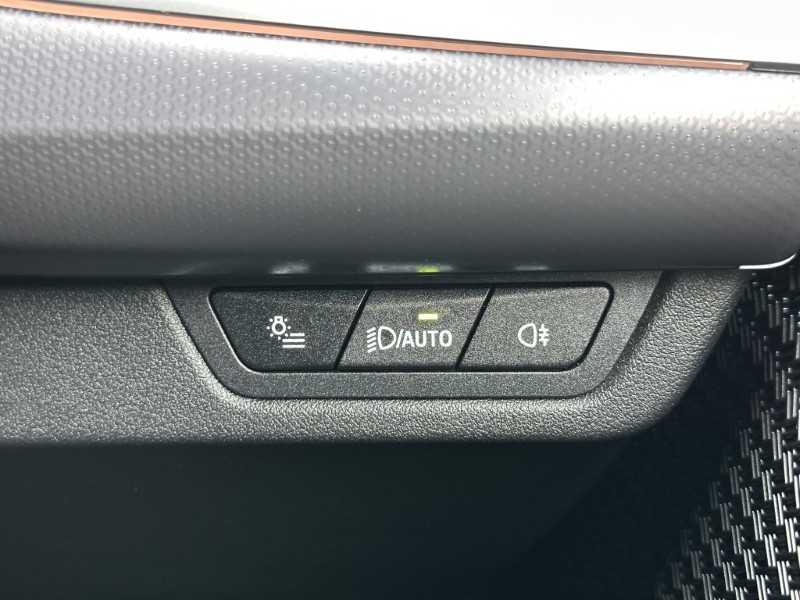 2022 (22) BMW 2 SERIES 220i MHT M Sport 5dr  5250128