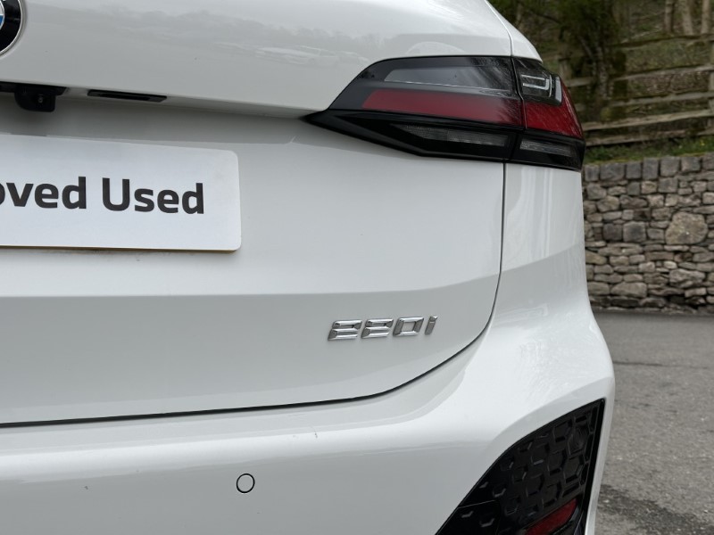 2022 (22) BMW 2 SERIES 220i MHT M Sport 5dr  5250111