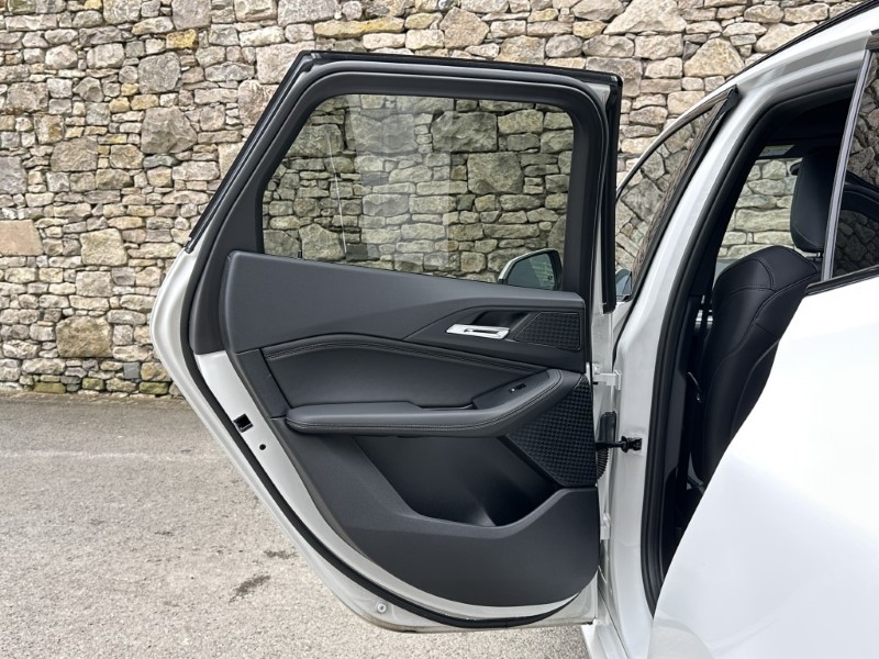 2022 (22) BMW 2 SERIES 220i MHT M Sport 5dr  5250147