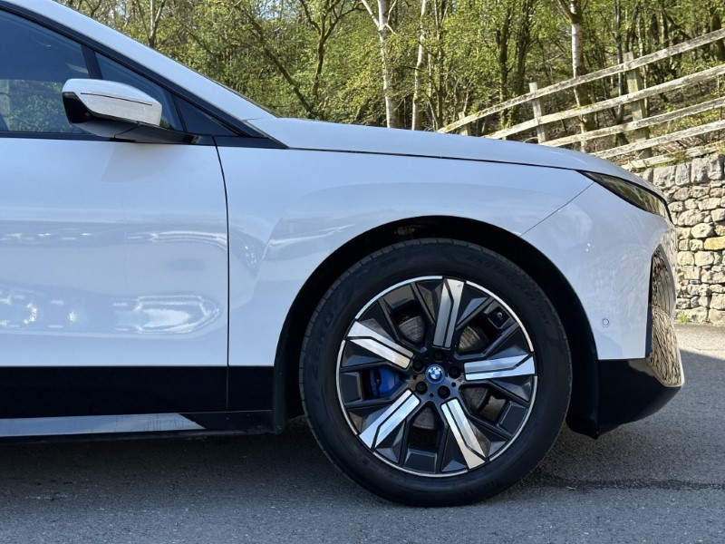 2026 (76) BMW iX 240kW xDrive40 M Sport Edition 76.6kWh 5dr Auto 5247266