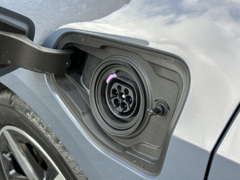 2025 (25) BMW 2 SERIES 225e xDrive Luxury 5dr DCT 5243710