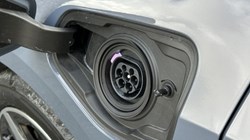 2025 (25) BMW 2 SERIES 225e xDrive Luxury 5dr DCT 5243710