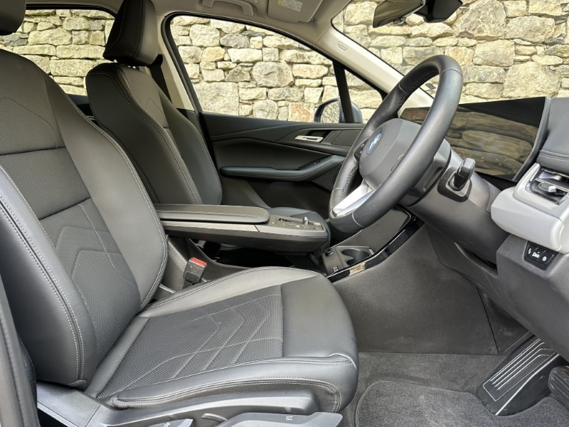 2025 (25) BMW 2 SERIES 225e xDrive Luxury 5dr DCT 5243673