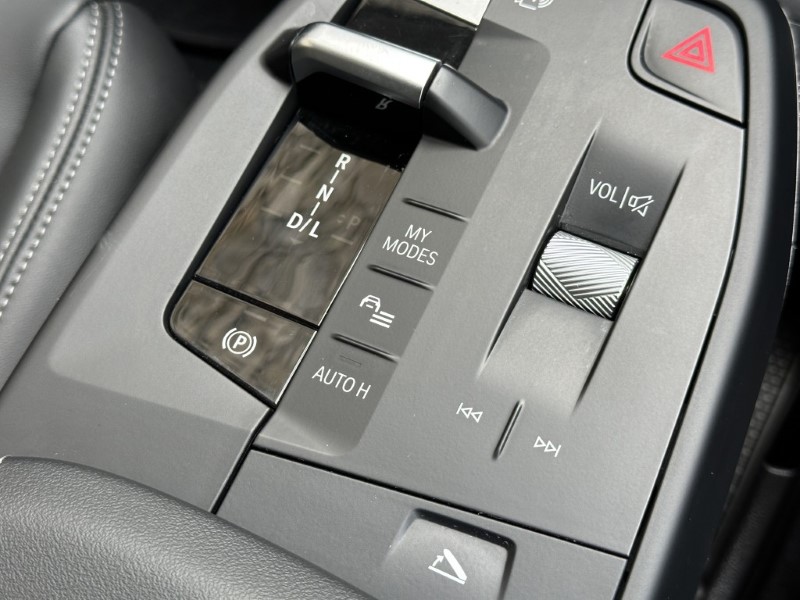 2025 (25) BMW 2 SERIES 225e xDrive Luxury 5dr DCT 5243681